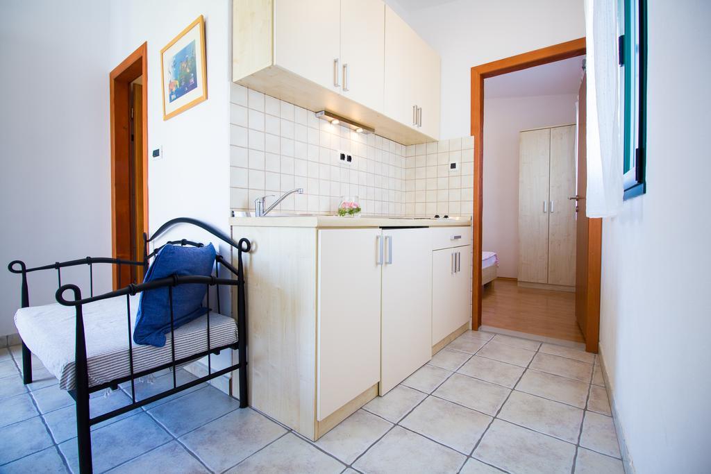 באסקה Apartments Petrinic Crnogaj מראה חיצוני תמונה